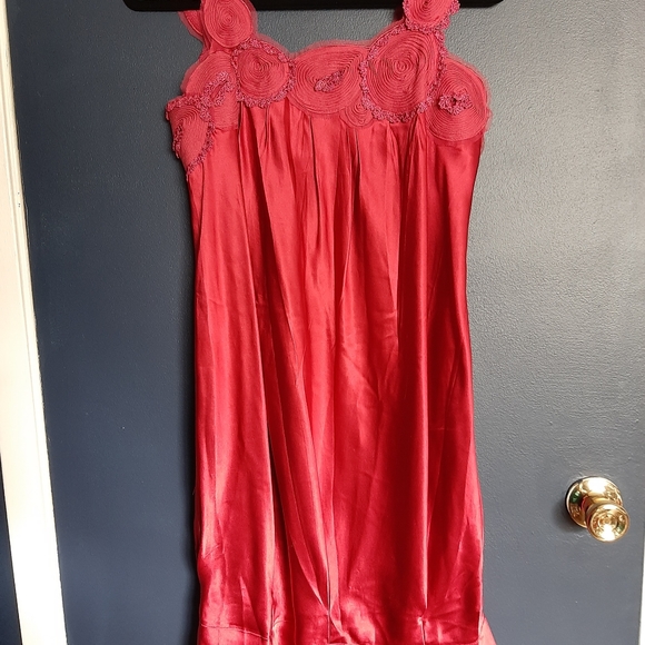 Bcbg maxariza satin burgundy dress